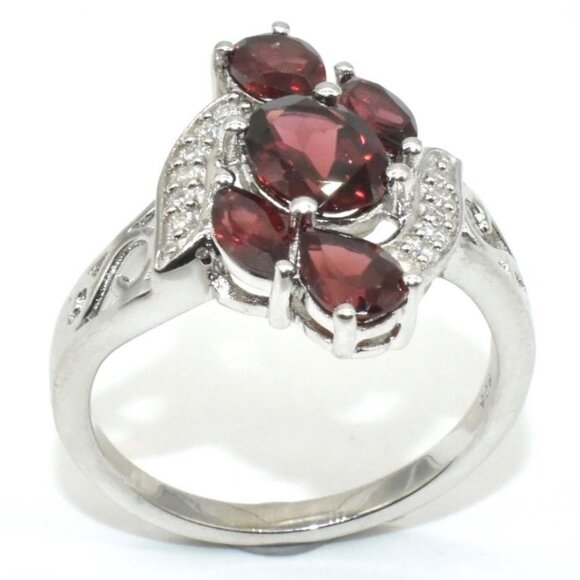 Silver Garnet Cubic Zirconia (3.95ct) Ring - Picture 2 of 4